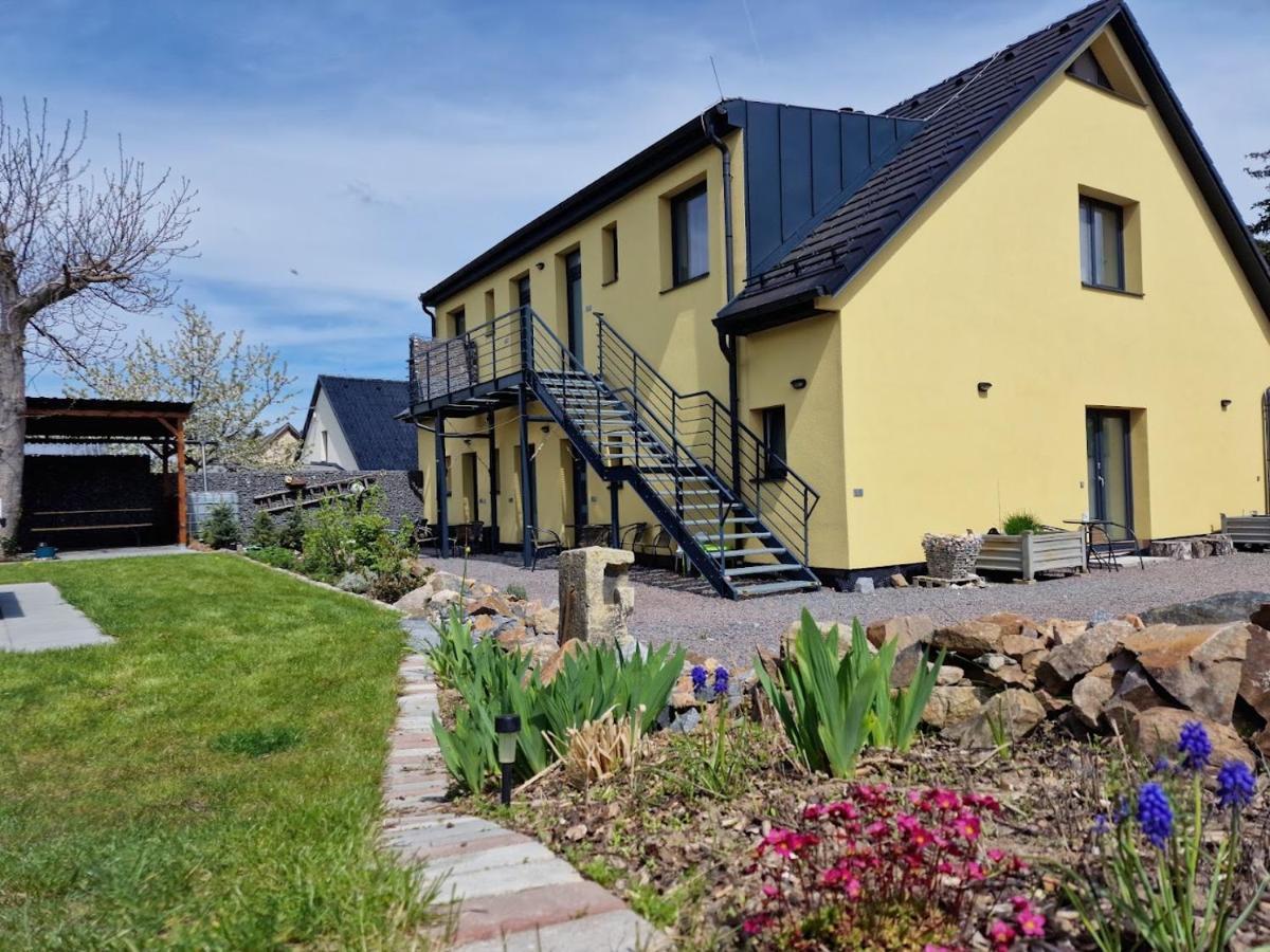 Apartmany Pod Capy, Nasavrky Exterior photo